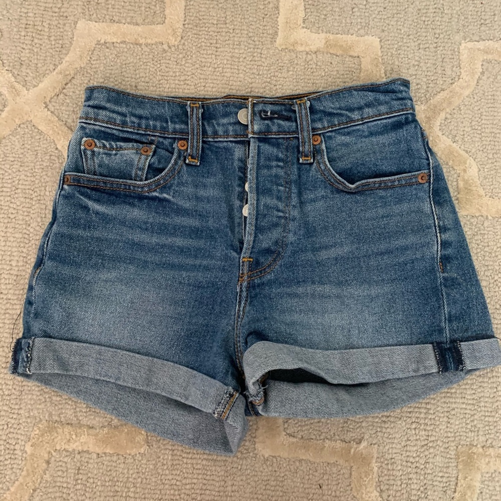 Levi Jean Shorts